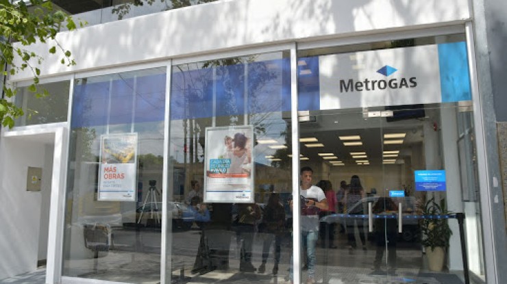 Metrogas: trabajos de mantenimiento en la Plaza San Juan Bautista